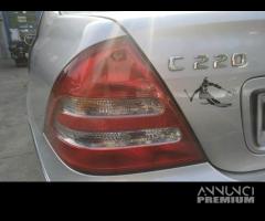 Fanale posteriore sinistro MERCEDES C del 2001