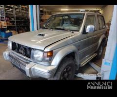 Ricambi MITSUBISHI PAJERO 2835cc TD del 1997