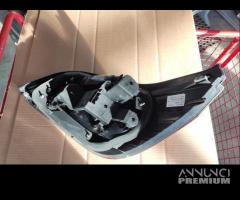 Fanale posteriore sinistro BMW 530 del 2006 - 5