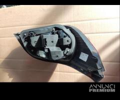 Fanale posteriore destro BMW 530 del 2006 - 5