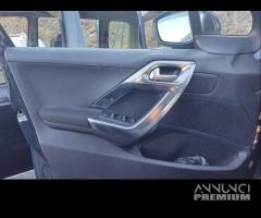 Pannello porta ant sx PEUGEOT 2008 HDI del 2016