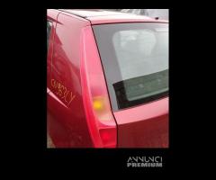 Fanale posteriore sinistro FIAT PUNTO 3 del 2004