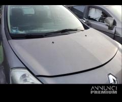 Cofano RENAULT CLIO del 2010