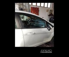 Porta anteriore dx nuda FORD FIESTA del 2009