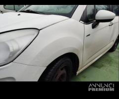 Parafango sinistro CITROEN C3 del 2012