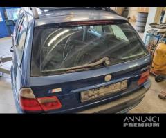 Portellone nudo BMW 320 del 2001