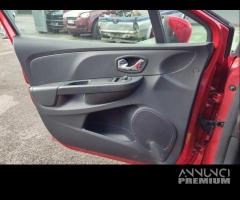 Pannello porta ant sx RENAULT CLIO del 2013 - 1