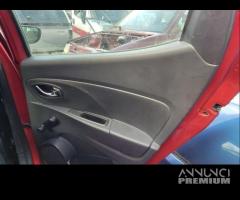 Pannello porta post dx RENAULT CLIO del 2013 - 1