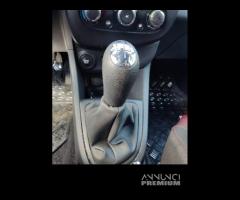 Leva cambio RENAULT CLIO 1461cc TDI del 2013