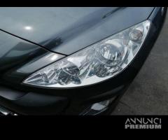 Proiettore sinistro PEUGEOT 308 del 2009