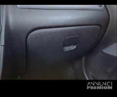 Cassetto portaoggetti HYUNDAI I10 del 2009 - 1