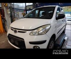 Ricambi HYUNDAI I10 1086cc benzina del 2009