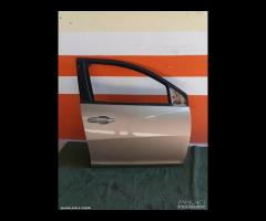 porta anteriore posteriore dx sx lancia Y 2019