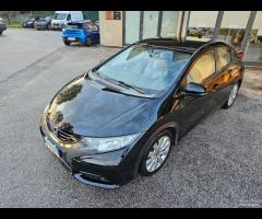 Honda Civic 1.4 i-VTEC 99 CV - 2