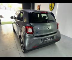 Smart ForFour EQ Racingrey (22kw)