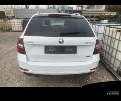 Ricambi SKODA OCTAVIA SW 2017 1.4 BENZINA CPW DSG - 12