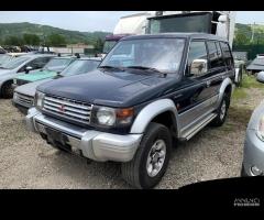 Ricambi Mitsubishi Pajero v20 - 1