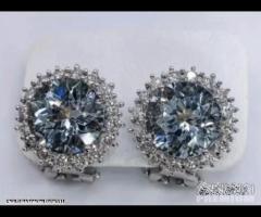 ORECCHINI ORO 18kt. CON DIAMANTI ED ACQUAMARINE