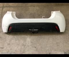 paraurti completo posteriore Toyota Yaris 2023