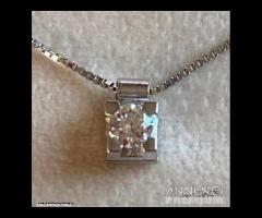 COLLANA PUNTO LUCE ORO 18kt. E DIAMANTE 0,20