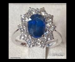 ANELLO "KATE" ORO 18kt. DIAMANTI E ZAFFIRO BLU