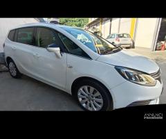 RICAMBI USATI AUTO OPEL Zafira Tourer (2010-) A 16 - 2