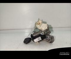 BLOCCASTERZO TOYOTA Yaris Serie 690570D260 1NRFE (