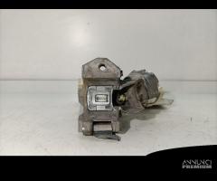 BLOCCASTERZO TOYOTA Yaris Serie 690570D260 1NRFE (