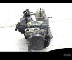 BLOCCO MOTORE ENGINE - MOD: M864M PIAGGIO MP3 LT B - 2