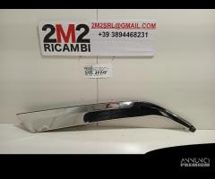 LISTELLO POSTERIORE DX PEUGEOT 5008 (2017\u003e) 982700