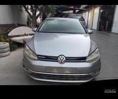 RICAMBI USATI AUTO VOLKSWAGEN Golf 7 Berlina DHFA