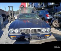 RICAMBI USATI AUTO JAGUAR XJ 1Â° Serie Benzina 320