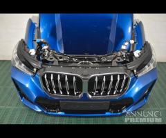 BMW X1 U11 Musata cofano paraurti m-sport fari LED - 17