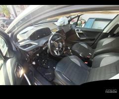 RICAMBI USATI AUTO PEUGEOT 2008 1Â° Serie HMZ (EB2 - 5