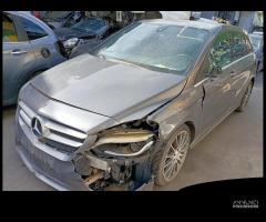 RICAMBI USATI AUTO MERCEDES Classe B W246 2Â° Seri - 4