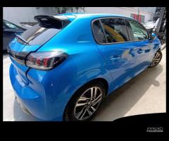 RICAMBI USATI AUTO PEUGEOT 208 Serie HMH (EB2FAD)