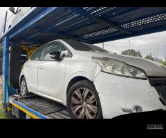 RICAMBI USATI AUTO PEUGEOT 208 Serie HMZ (EB2F) Bi - 3