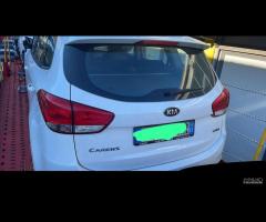 RICAMBI USATI AUTO KIA Carens Serie D4FD Diesel 17 - 1