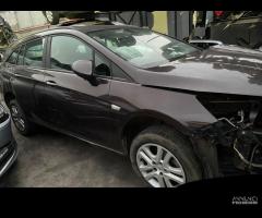 RICAMBI USATI AUTO OPEL Astra Sport Tourer B 16 DT