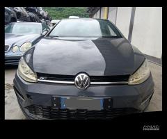 RICAMBI USATI AUTO VOLKSWAGEN Golf 7 Berlina DADA,