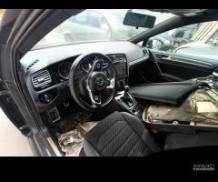 RICAMBI USATI AUTO VOLKSWAGEN Golf 7 Berlina DADA,