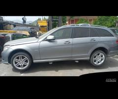 RICAMBI USATI AUTO MERCEDES Classe C S. Wagon W204