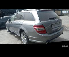 RICAMBI USATI AUTO MERCEDES Classe C S. Wagon W204