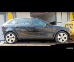 RICAMBI USATI AUTO AUDI A3 Sportback Serie (8PA) B