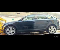 RICAMBI USATI AUTO AUDI A3 Sportback Serie (8PA) B - 3