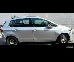 RICAMBI USATI AUTO VOLKSWAGEN Golf 7 Sportsvan CRK - 3