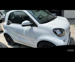 RICAMBI USATI AUTO SMART Fortwo CoupÃ© (W453) M 28