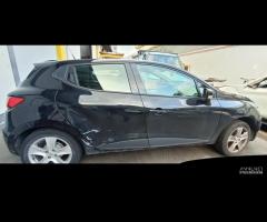 RICAMBI USATI AUTO RENAULT Clio Serie IV D4F 728,