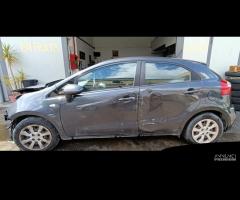 RICAMBI USATI AUTO KIA Rio 4Â° Serie G4LA Benzina