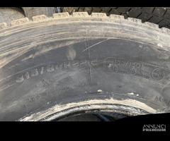 315 80 22.5 Bridgestone 2020 315 80 R22.5  Gomme